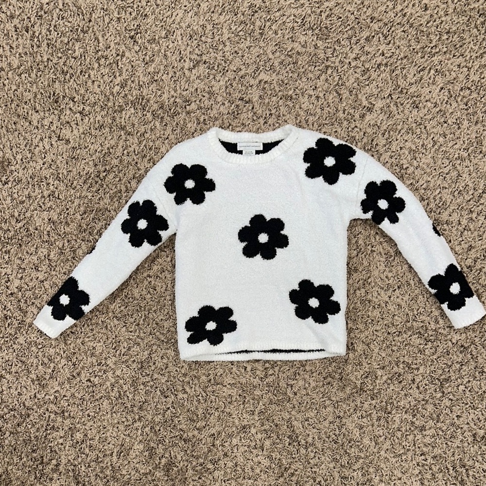Black & white kids sweater